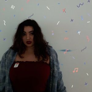 Meet your Posher, Alyssia